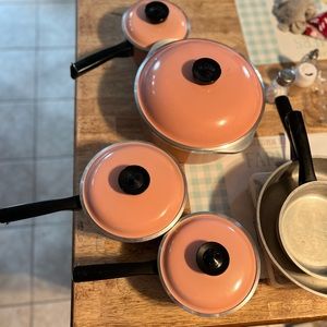 Pink Club Aluminum 10 piece pot and pan set